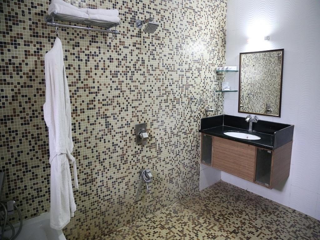 Leo Resorts Junagadh Exterior foto